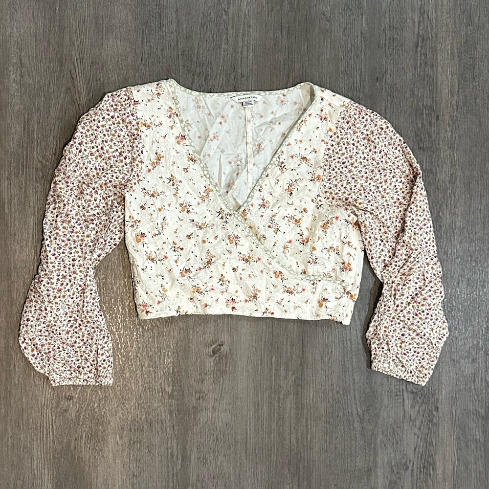 American Eagle Women’s Floral Long Sleeve Tank Top